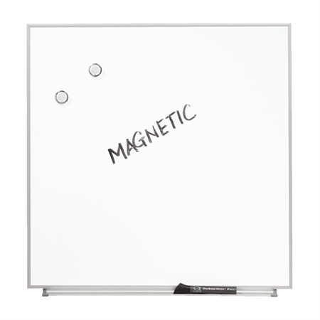 Tableau blanc effaçable à sec magnétique Matrix® 23 x 16 po